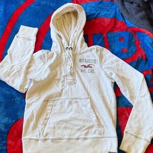 Hollister Off-White Pullover Hoodie